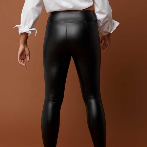 NWT Offline By Aerie Real Luxe Faux Leather Leggings Black - Picture 3 of 7